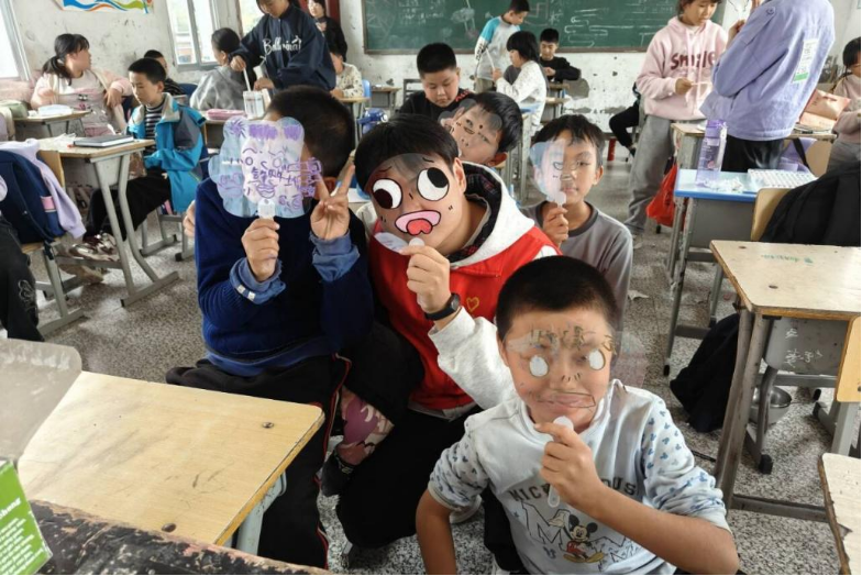 689ef3f4a16e4bcb94ccdc3d28934201.png 689ef3f4a16e4bcb94ccdc3d28934201.png